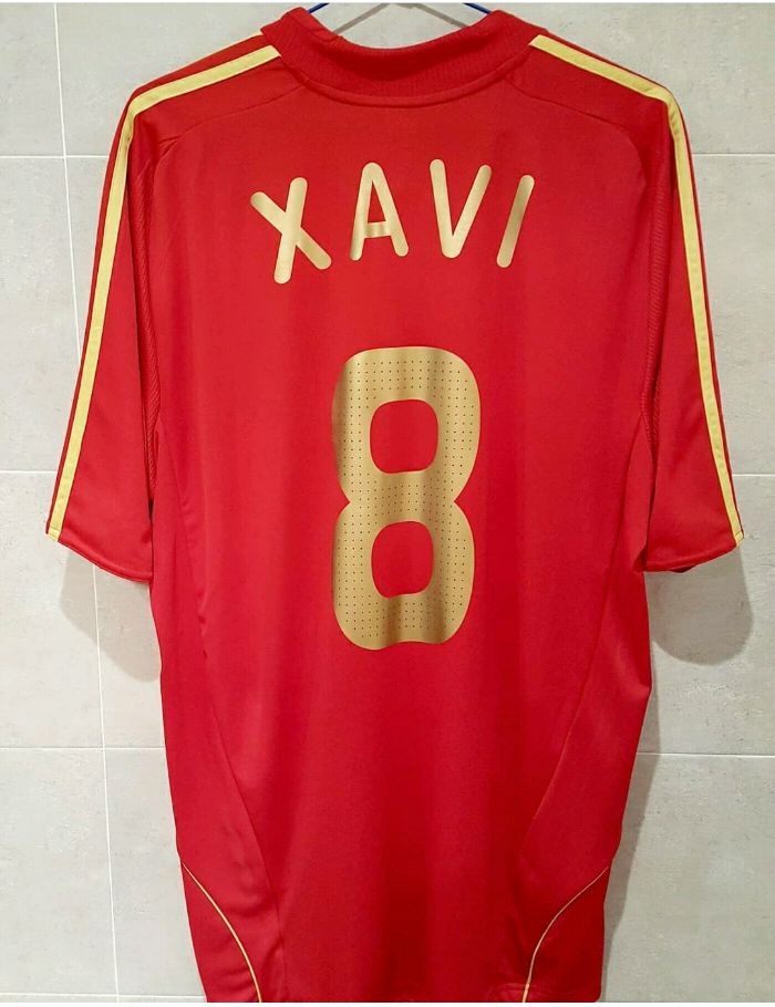 8 - España - Xavi