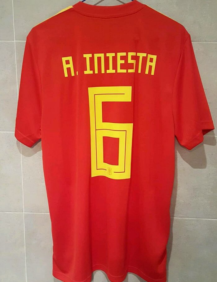 6 - España - A. Iniesta