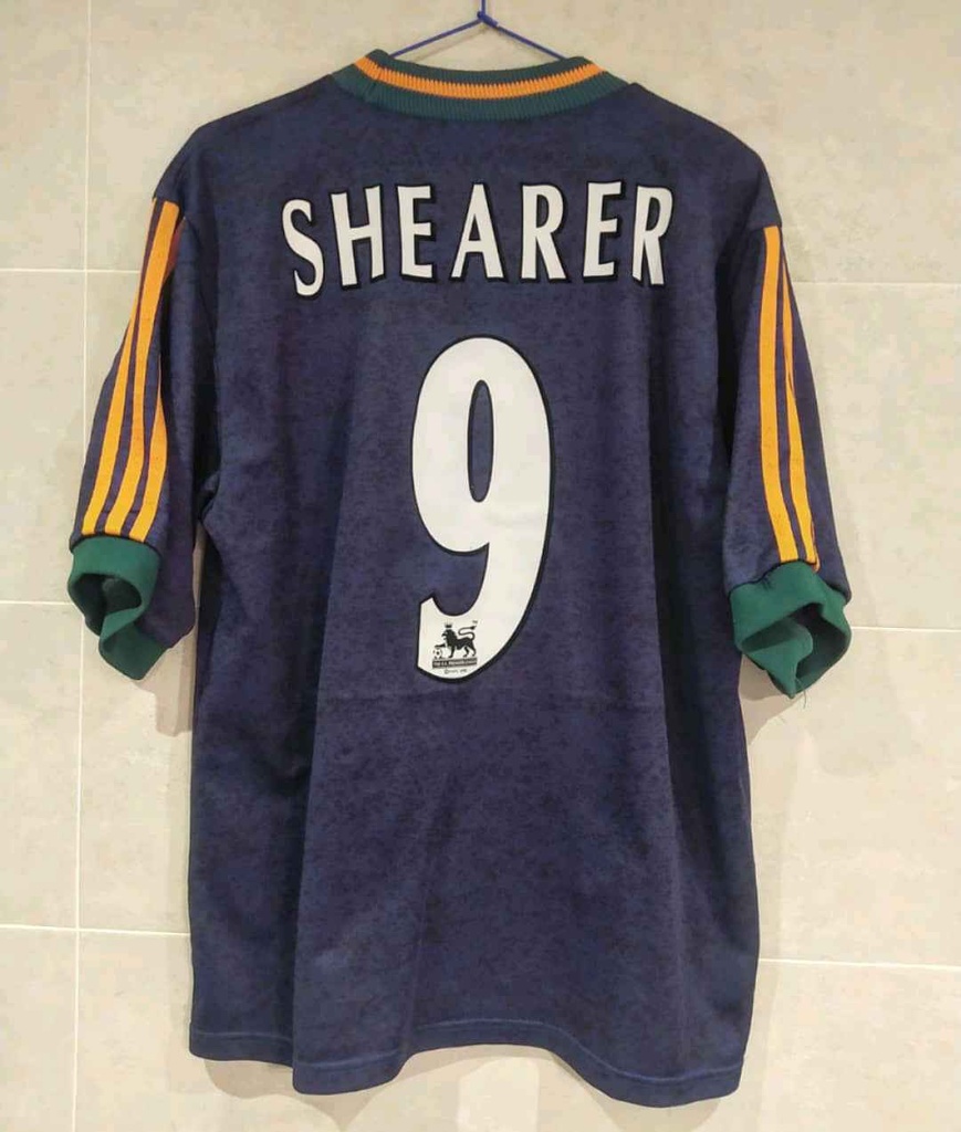 9 - Newcastle United FC - Shearer