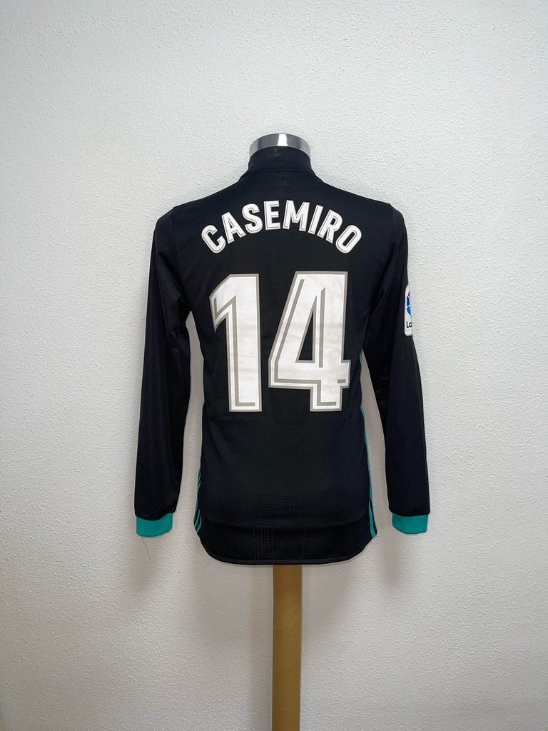 14 - Real Madrid - Casemiro