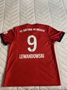 9 - Bayern München - Lewandowski
