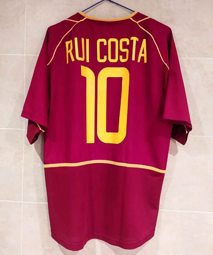 10 - Portugal - Rui Costa