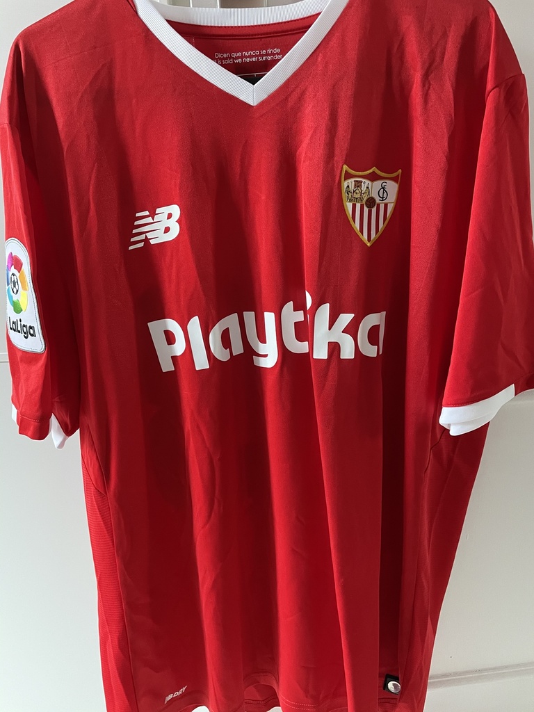 23 - Sevilla Fútbol Club - SANDRO