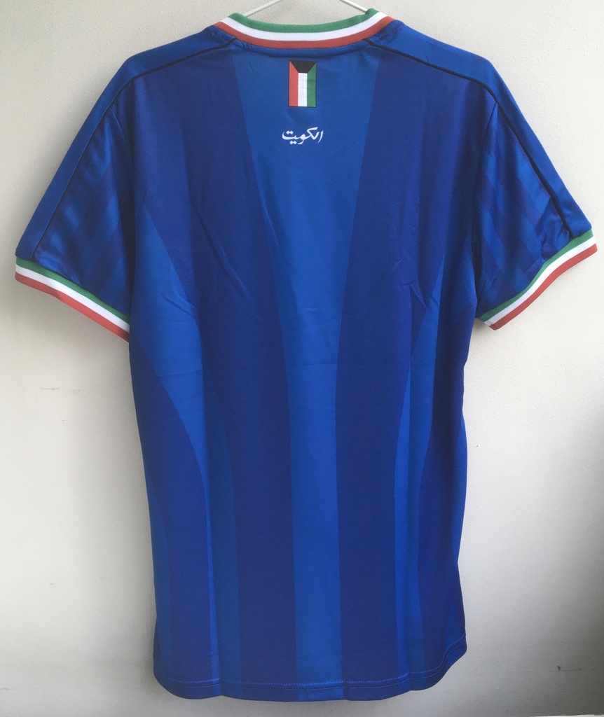 Camiseta sin nombre