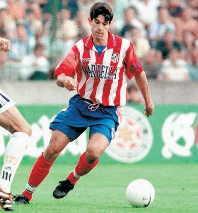 16 - Club Atlético de Madrid - VALERÓN