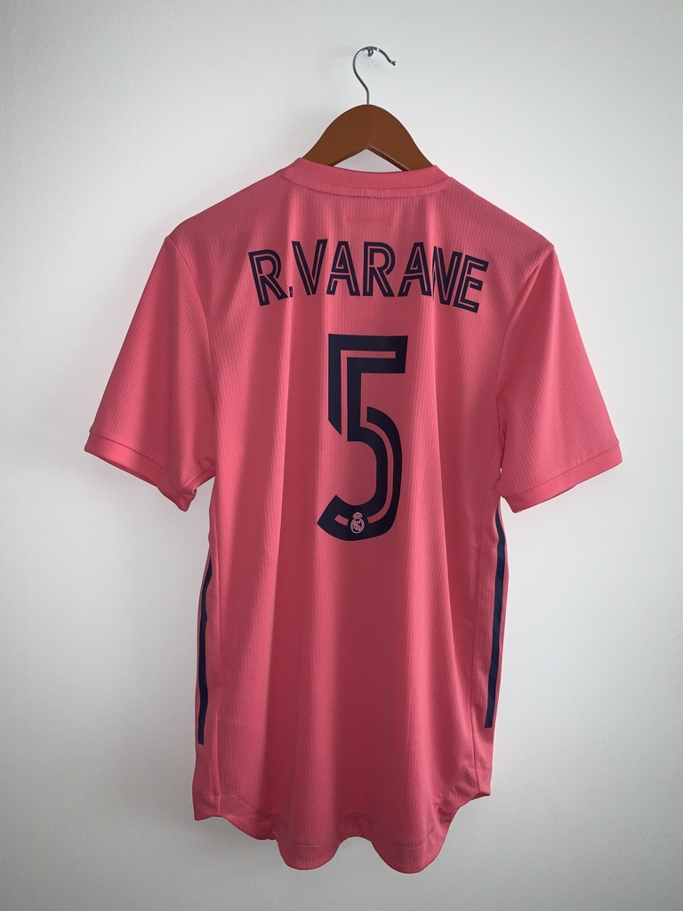 5 - Real Madrid - R. Varane