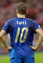 10 - Italia - Totti