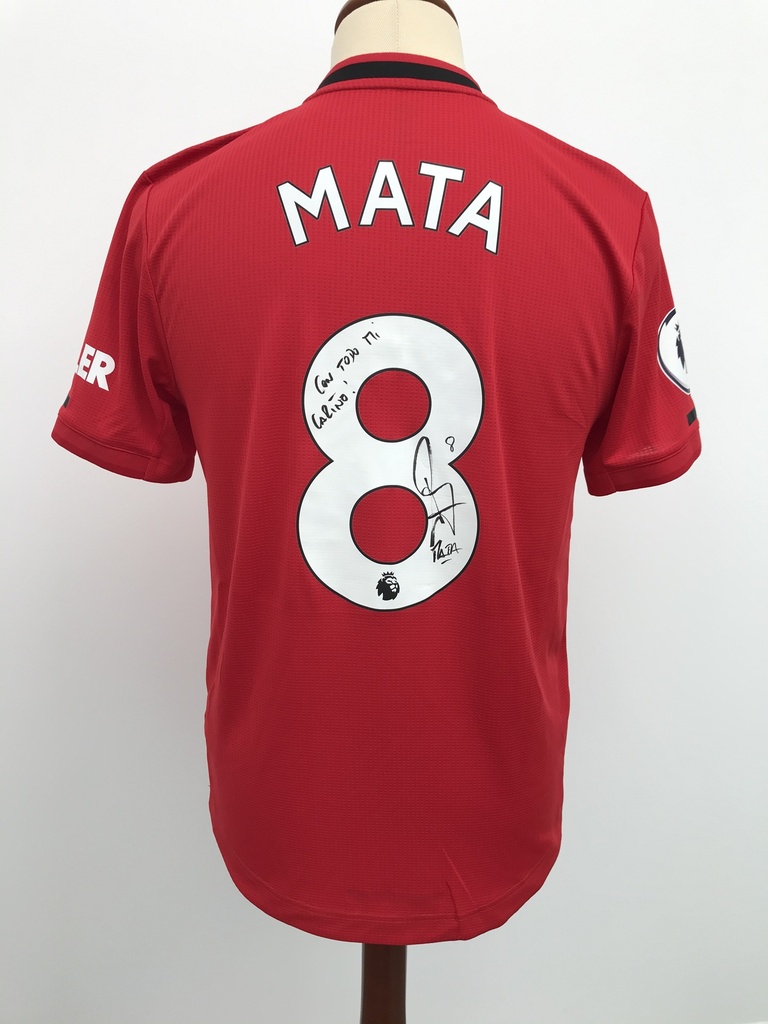 8 - Manchester United - MATA