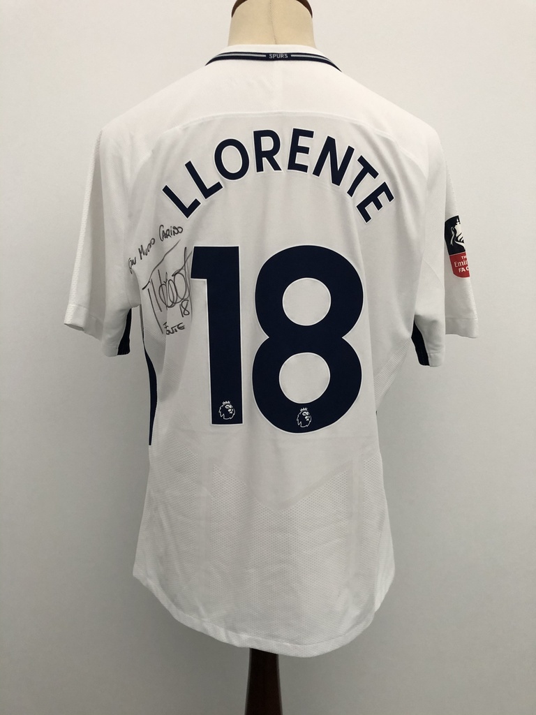 18 - Tottenham - LORENTE