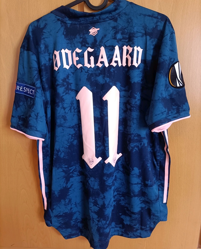 11 - Arsenal - Ødegaard