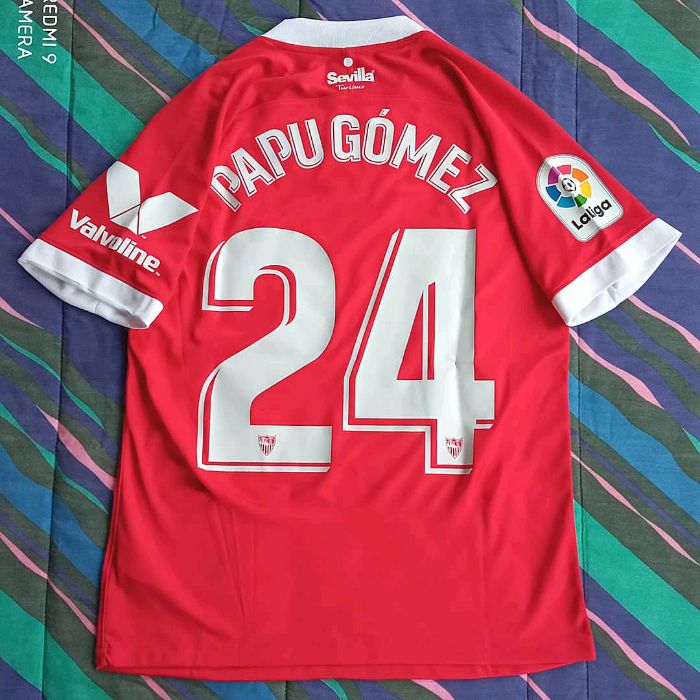 24 - Sevilla FC - PAPU GÓMEZ