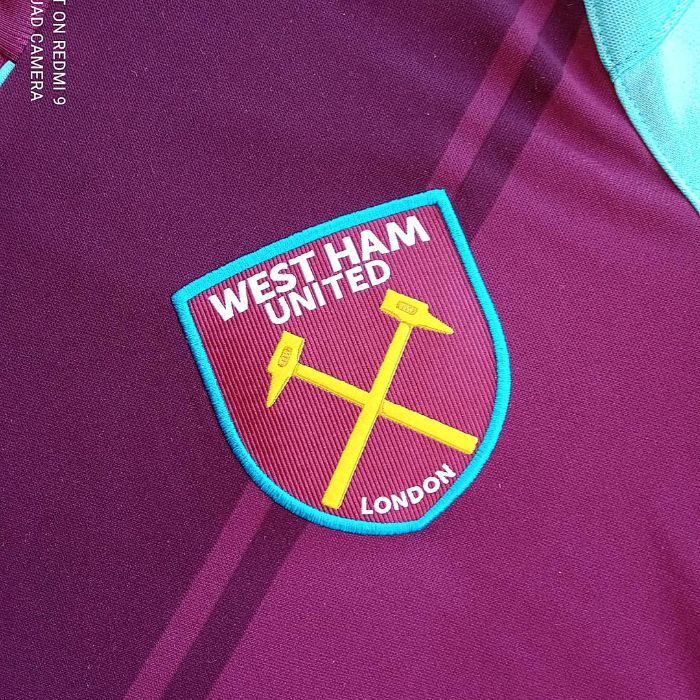 6 - West Ham United - MOORE