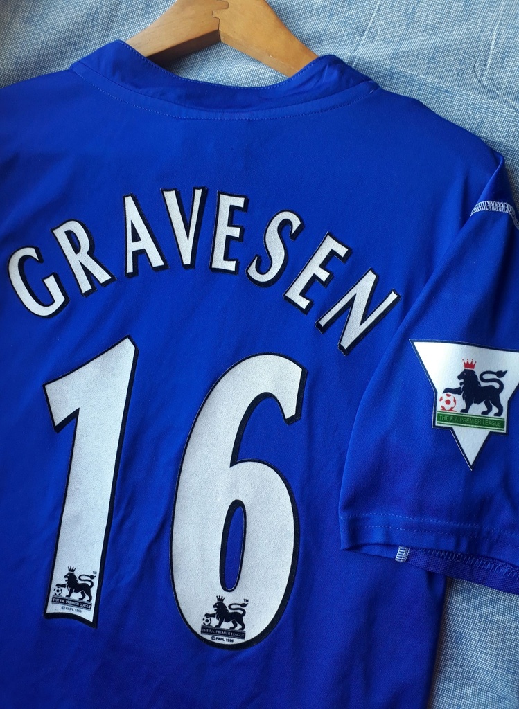 16 - Everton Football Club - Gravesen