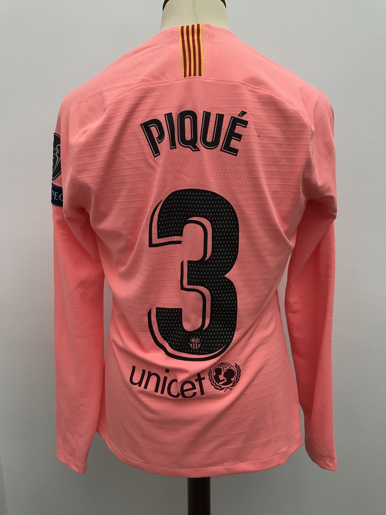 3 - Fc Barcelona - Piqué