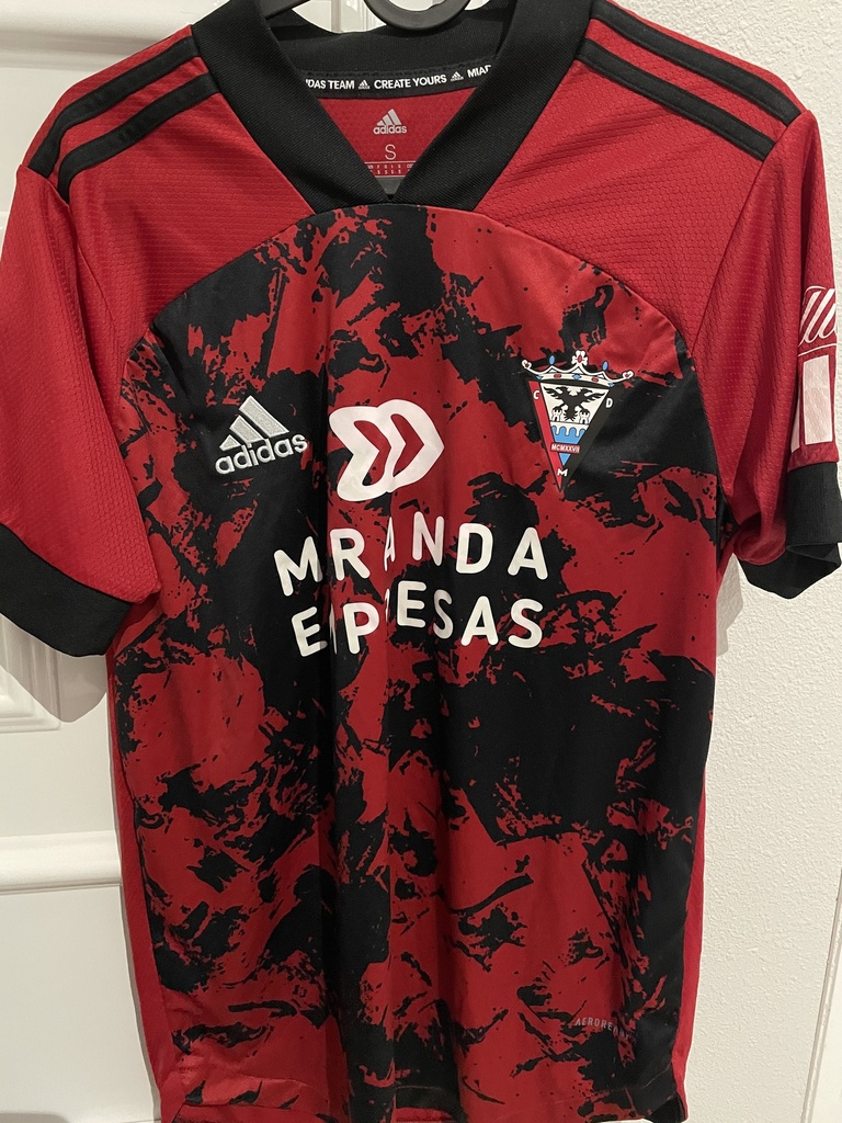 9 - Club Deportivo Mirandés - Cristo