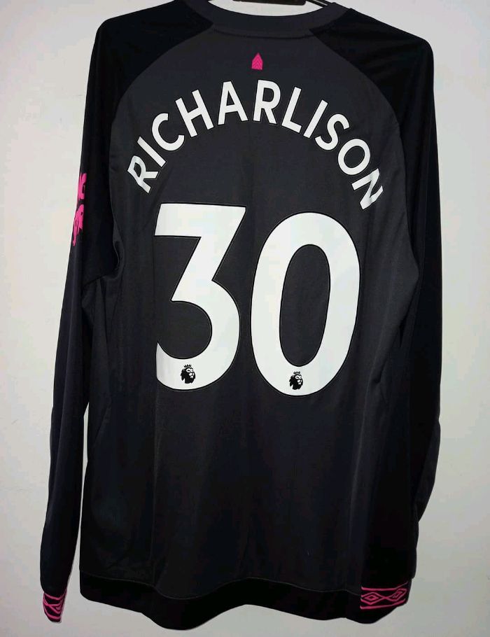 30 - Everton - Richarlison