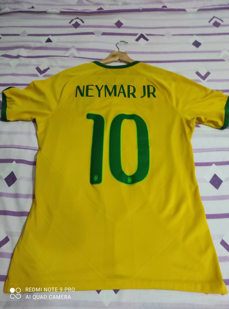 10 - Brasil - Neymar JR