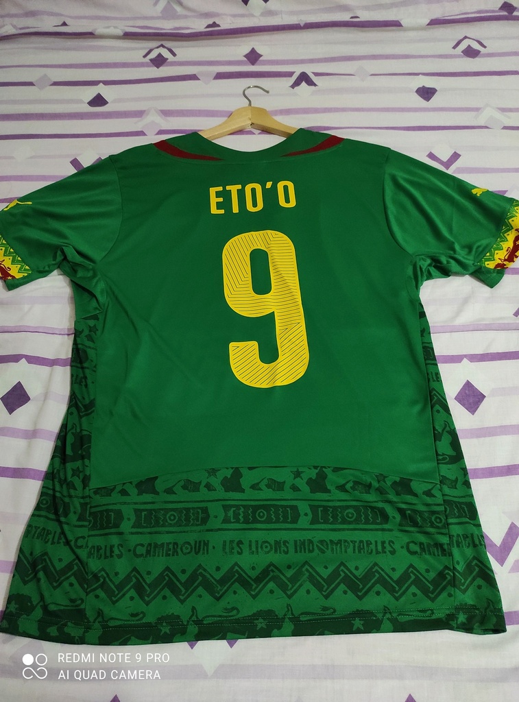 9 - Camerún - Eto'o