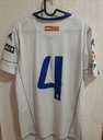 Camiseta sin nombre