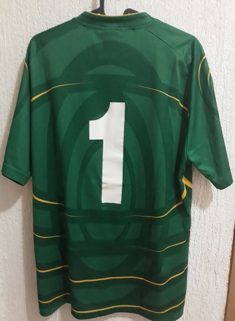 Camiseta sin nombre