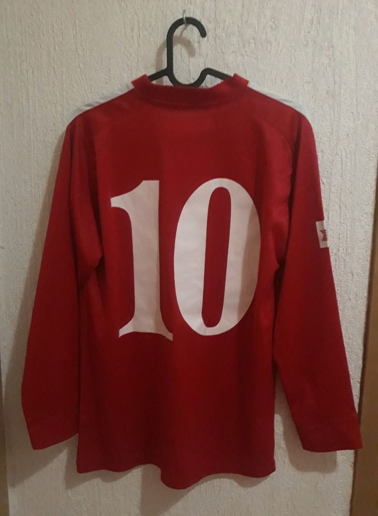 Camiseta sin nombre
