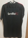 Camiseta sin nombre