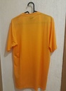 Camiseta sin nombre