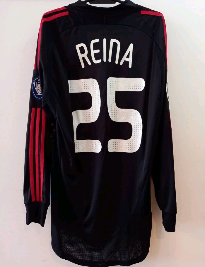 25 - Liverpool - Reina