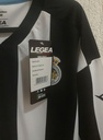 Camiseta sin nombre