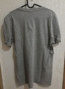 Camiseta sin nombre