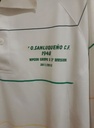 Camiseta sin nombre