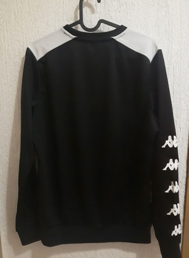 Camiseta sin nombre