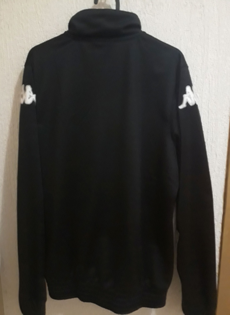 Camiseta sin nombre
