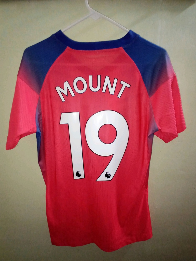 19 - Chelsea Football Club - Mount