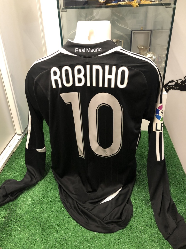 10 - Real Madrid - Robinho