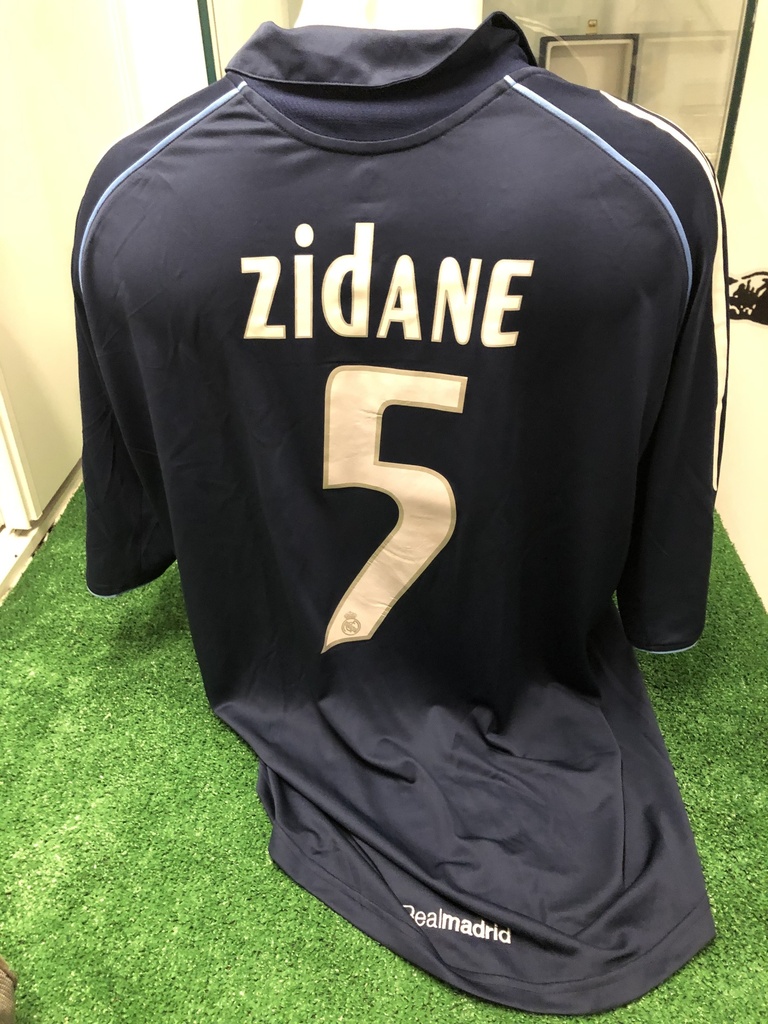 5 - Real Madrid - Zidane