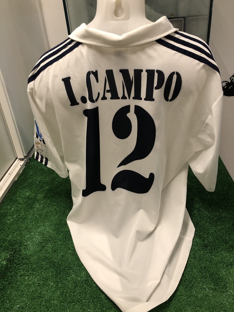 12 - Real Madrid - Iván Campo