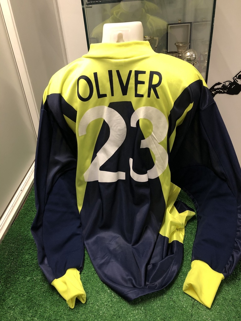 23 - Real Madrid - Oliver