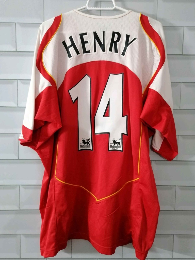 14 - ARSENAL - HENRY