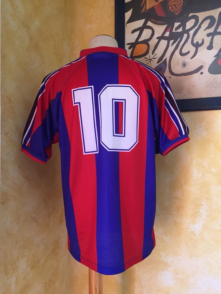 10 - FC Barcelona