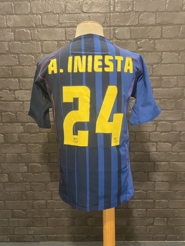 24 - FC Barcelona - A.Iniesta