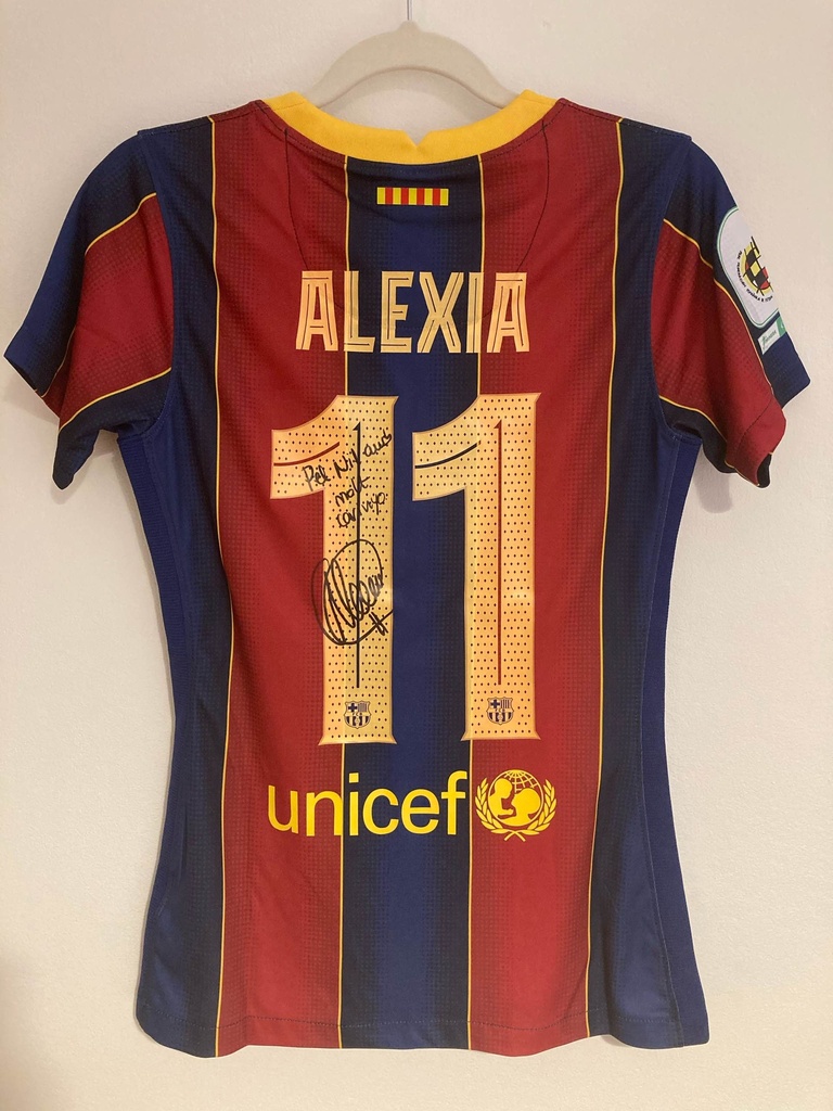 11 - FC Barcelona