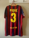 3 - Barcelona - Pique