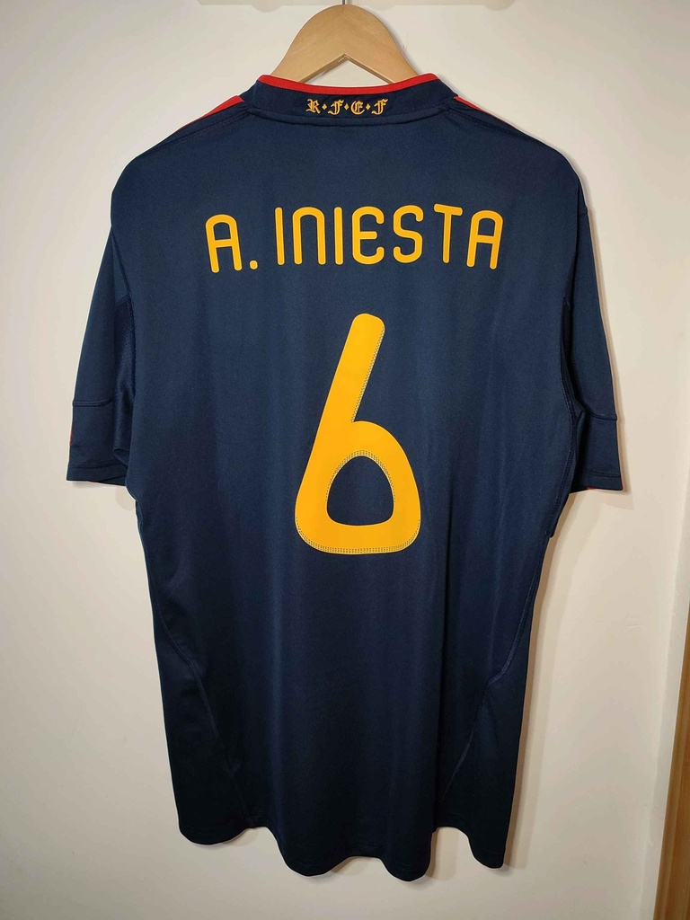 6 - Selección española - A.Iniesta