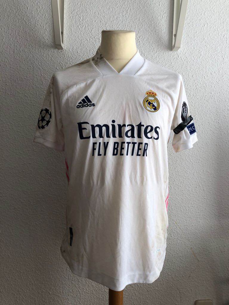 22 - Real Madrid - Isco