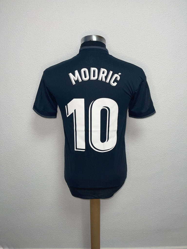 10 - Real Madrid - Modric