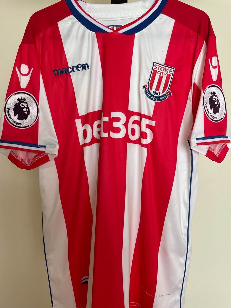 11 - Stoke Football Club - JESÉ