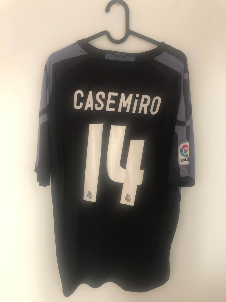 14 - Real Madrid - Casemiro