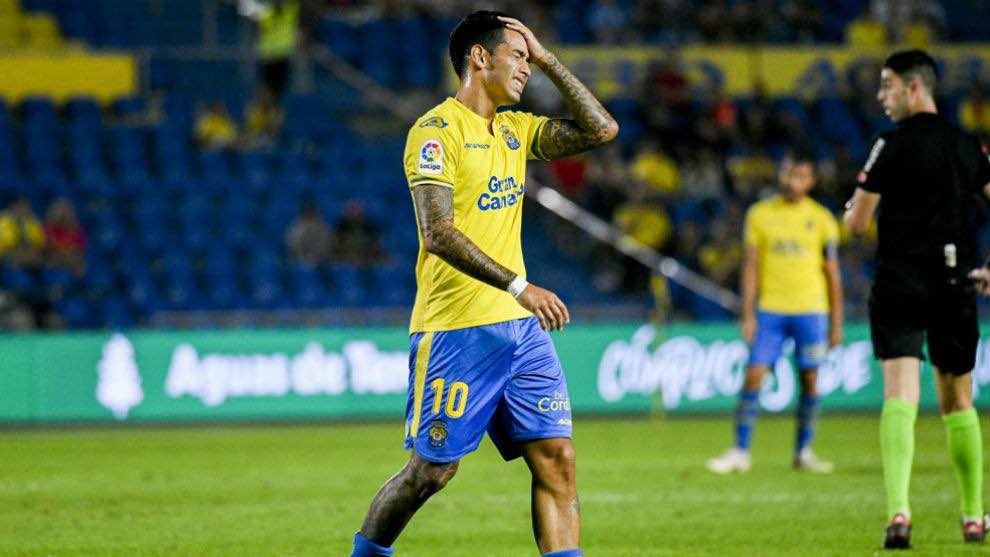 10 - Unión Deportiva Las Palmas - ARAUJO