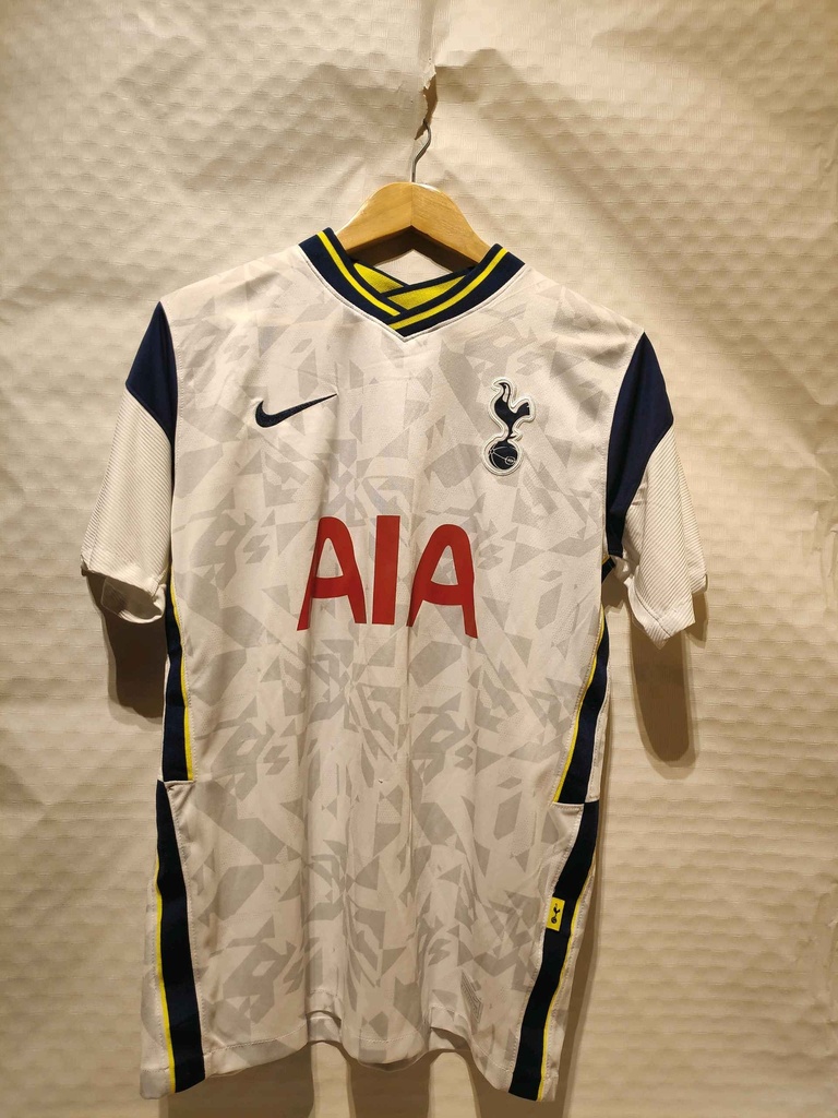 Camiseta sin nombre